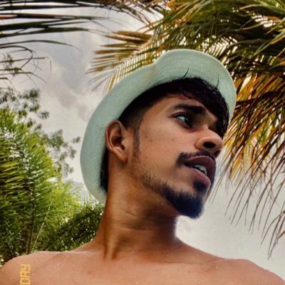 naazytweets's profile picture. 