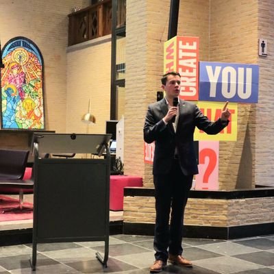 anderslortzer's profile picture. Student @UU_University | Uppsala | Den Haag

Voetballer met mate(n) | Tweets op persoonlijke titel