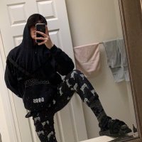 cho (@koreuhh) 's Twitter Profile