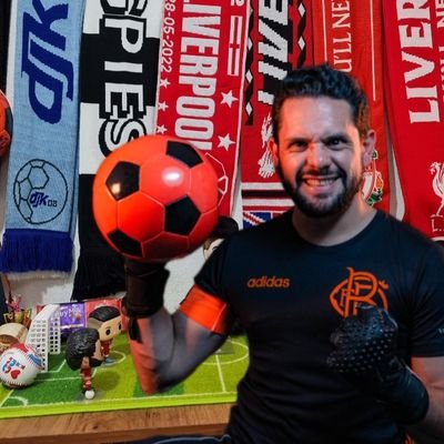 Aficionado Profesional al futbol
Futbol, deportes, colecciónes, música y buen humor  😁

un programa de @balondivididofc