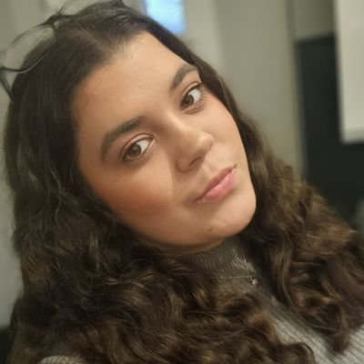 readingwithholl's profile picture. books, blankets and plenty of tea 💫📚☕

bookstagram: @readingwithholl

she/her. 24