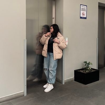 Poderosameli's profile picture. antes de que esto termine como un recuerdo más