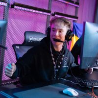 Alex (@insightzcs) 's Twitter Profile