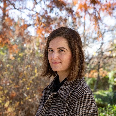 geybarra's profile picture. ✍️ Autora de "El comensal" (@CaballoTroyaEd, 2015) 🦉 Escribo una newsletter sobre la noche y sus criaturas que se llama “Correo nocturno". Apúntate aquí 👇