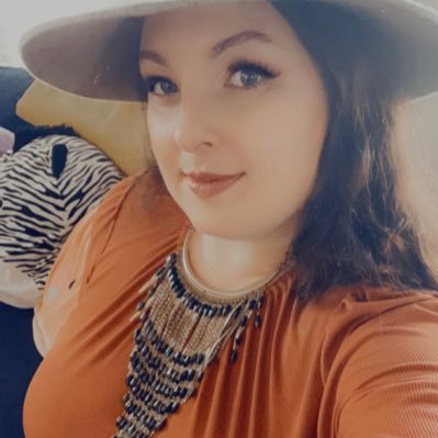 OurReyesLife's profile picture. Proud Auntie 👶🏻👧🏻👦🏻🧸 Foodie 🍽 Broadway lover 🎭 She/Her