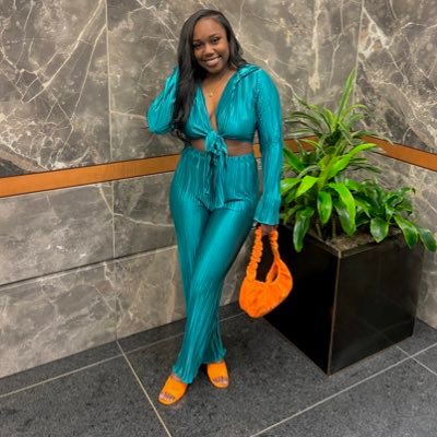 blessed. r.i.p to all my loved ones I’ve lost✨ #LLCB🕊 ASU Alumna💙💛 UGA Alumna❤️