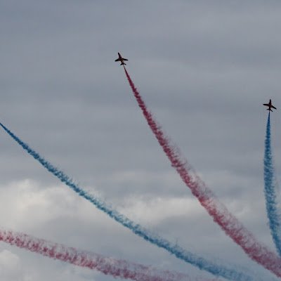 KenBird04998107's profile picture. 