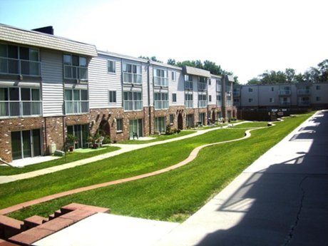 1001apts_omaha's profile picture. Spacious, Comfortable, and Affordable housing located right in the middle of Omaha.