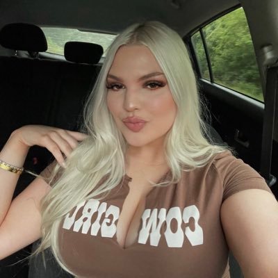 kheat__'s profile picture. makin the rockin world go round