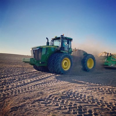 shaunfrancis_'s profile picture. A passion for farming 🌾🐑 Contract clay spreading  SA & Western Victoria 🚜