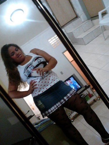 flameguista nata,tourina,sincera,amiga...
18 aninhos...
futura personal trayner e nutricionista