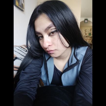 Lo único importante aquí es que confecciono ropita con mucho amor en jambitter - @limonagrix