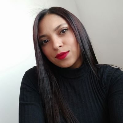 Daniiortizf's profile picture. Que tus sueños sean más grandes que tus miedos.