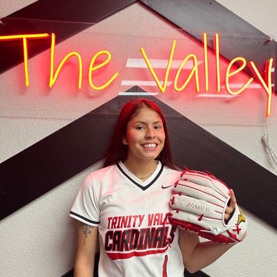 TVCC commit ❤️🖤  Johnson High School Class of 2023 • NexGen 16u Gold Figueroa • #8 RHP/MIF