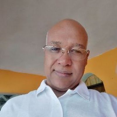 Dami. F, Padre , hijo, Hermano y amigo de quién se siente serlo,