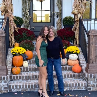mother, daughter, sister, aunt, LOCS-Carpenter 5th grade teacher, Irlen Screener, soccer enthusiast, reader