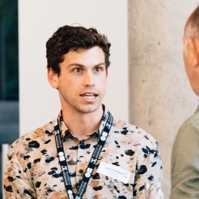 Educator | Presenter 🧪🔬🚀 Creating learning experiences for the #STEM Centre of Excellence @unimelb @scigallerymel