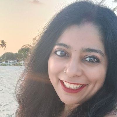 Teacher-English IB/CAIE, linguist, passionate for Gujarati / Indian classical music and literature, aesthetics and lifestyle 🌠 now Mrs Dave! 
Be Happy, Always!