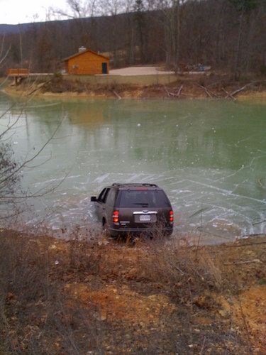 JordanBhill17's profile picture. 