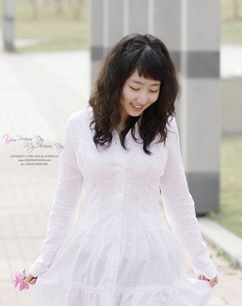 경제에 관심이 있는. 부자 이야기, 성공 이야기를 좋아하는 그리고 안티에이징을 사랑하는 해맑은 아가씨입니다^^* 좋은 분들과 좋은 정보 나누고 싶습니다~ 카카오톡 : n8877