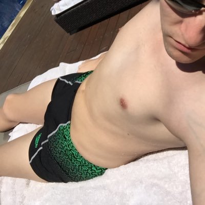 DM to swap pics/vids