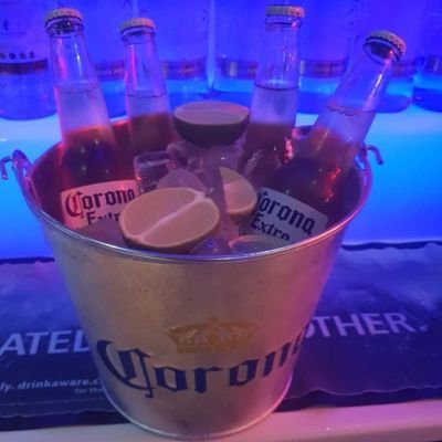 Parnells Bar Waterloo https://t.co/jpbnvhvyvj. 
add us on tictok @parnellsbar
Instagram @parnells_bar