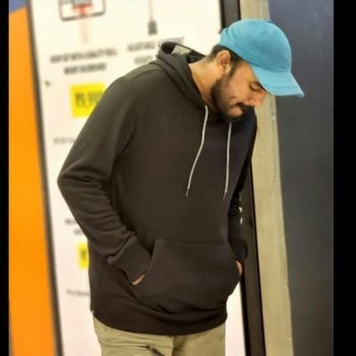 harshaa1498's profile picture. Dreaming to Travel in Zero Gravity😇