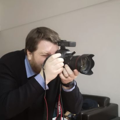 Paulysolo's profile picture. Tilting at windmills