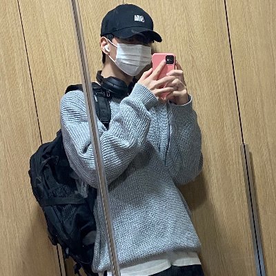 17 ● 🇰🇷 ● Roblox Developer & Content Creator ● he/him ● UGC BUDDY

(Retired)