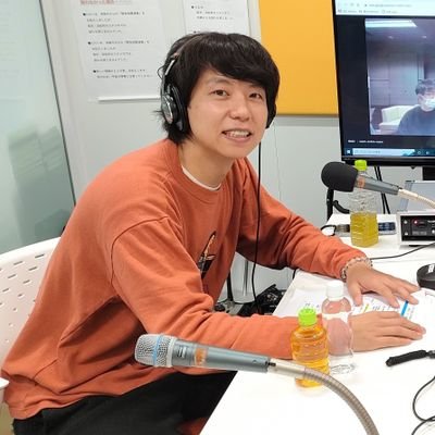 tsujisuma's profile picture. 【月曜朝10時配信】ABCラジオが配信するポッドキャスト番組。お笑い芸人 ニッポンの社長･辻が会いたい人と好きな話で盛り上がる番組です。まずは10回だけの配信ですが、アクセス数が伸びれば続くかも！？とにかく一人でも多くの方に聞いて欲しい！ 番組へのお便りは ⇒ tsuji@abc1008.com
#ミミスマ
