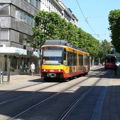 FDL bei der AVG | Tf bei der AVG | Twittert alles mögliche bis Twitter Nein sagt 🤪😜 | Politisch #liberal - #konservativ #TeamBC100