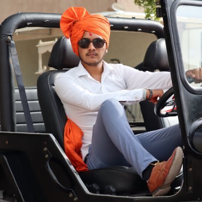 VatsalLimbachi2's profile picture. 🦁HARI PRABODHAM🦁