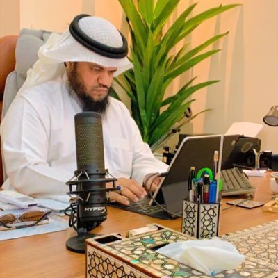 ⚖️ ماجستير قانون من @UOfjeddah . محكم معتمد في مركز التحكيم التجاري لدول مجلس التعاون @DAlkarar . مسؤول حوكمة شركات . عضو منتسب مهني في @SABAssociation