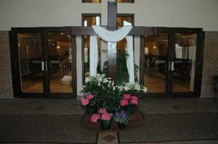 PadRay's profile picture. Catholic priest in Cleveland...preaching the message that God loves you and you can't do a thing about it!.