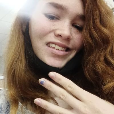 hey guys I am a blogger I love to sing and I love to dance my life is great and I have lots of friends.