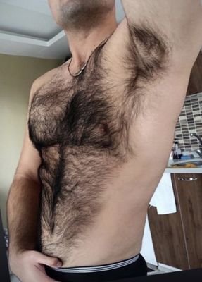 i am gay bisexuall. basically versatile in role and enjoys orals mostly. snapchat: harry_moss2025