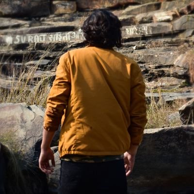 Sarvesh_live's profile picture. not someone who makes smart choices,