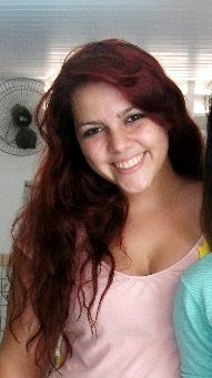 Geminiana.Amo animais. Não gosto de gente Falsa, Tenho personalidade FORTE. Sinceridade,lealdade e bom humor é minhas maiores qualidades ;D