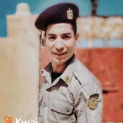 قل للحياة إن تكالبت أحزانها، أنت الممرُّ وفي الجنة السُكنى.