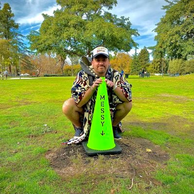 CaseyJElliott's profile picture. Zoom Zoom