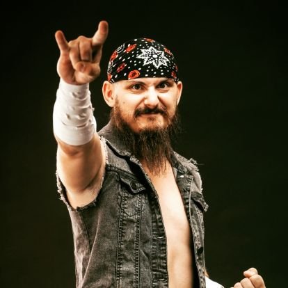 dellvia's profile picture. Student of Wrestling