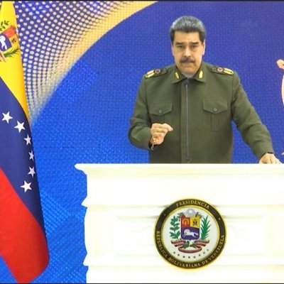 Abogado Defensor legalmente autorizada para asesorar y defender los derechos e intereses de otra persona en materia jurídica.