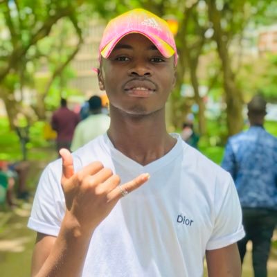 i am just a limited edition🔥 Student @University of Zimbabwe Studying a degree in BSc Honors Biomedical Informatics