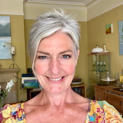 Business Analyst & Business Editor • Working remotely with clients worldwide • PM@The_CIEP • I run, I paint, I play the sax
