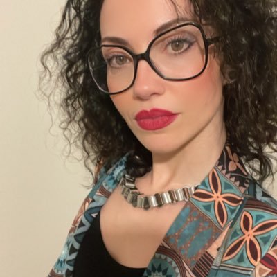 serena_nihal's profile picture. Hip Hop & House dancer 🎶 Intollerante all’indifferenza, claustrofobica davanti alle menti chiuse, ribelle per natura