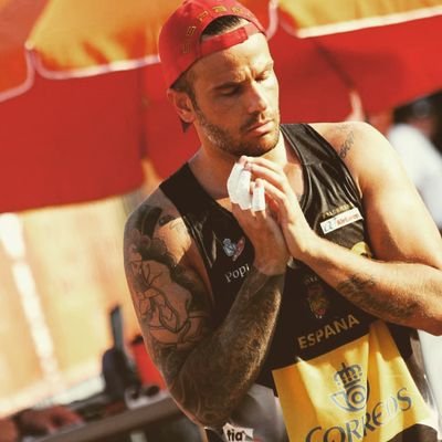Ex Jugador Internacional Balonmano Playa 🇪🇸 🥇🥈🥈🥈🥉
Economista 🐍
Web | SEO | Esports |
📍 Asturias