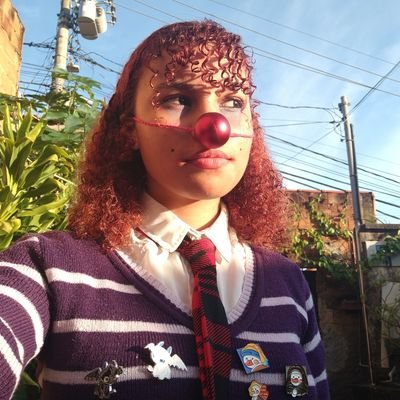 simeusouaemy's profile picture. Hey! Eu sou a Emy e isso é uma tentativa de introduzir um nome artístico: Me chame de Emy, Emyzinha, EmyEmy, Emylinda... Mas não se esqueça: Emy!