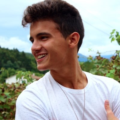 nalves599's profile picture. 