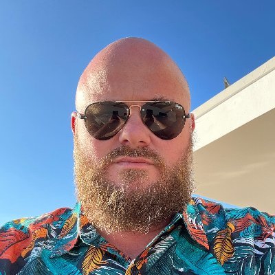 Passionate about all things digital. Lover of live music. Glasto veteran. Sci-Fi & Horror geek. AFOL. Co-owner of @PriorityPixels.