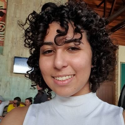 Tentando não ser atropelada por uma bicicleta.
🏳️🌈🏳️🌈🏳️🌈🏳️🌈🏳️🌈
She/Her